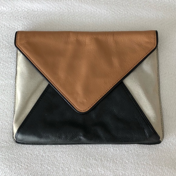 Banana Republic Handbags - BananaRepublic Leather Envelope Clutch
